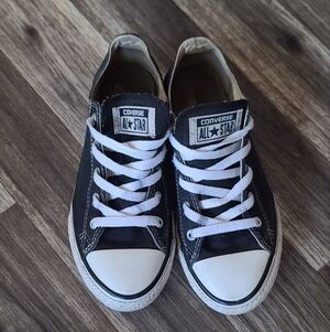 Converse Kids' Black Low Top Chuck Taylor All Star Sneakers